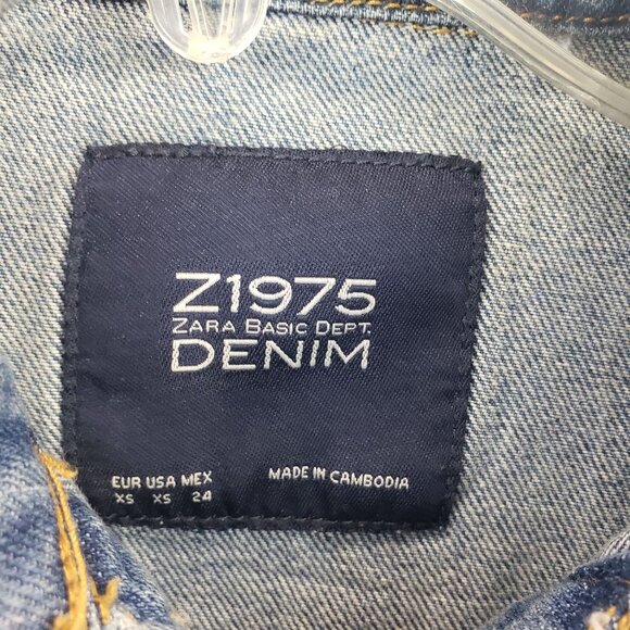 ZARA Distressed Denim Jacket With Frayed Hem & Rips Womens XS - Picture 13 of 14